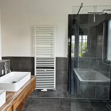 Heaven Homes - Im Herzen Der Hafenstadt Privatunterkunft