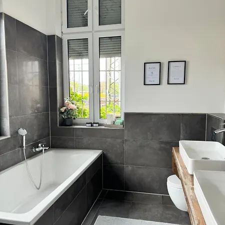 Heaven Homes - Im Herzen Der Hafenstadt Privatunterkunft Düsseldorf